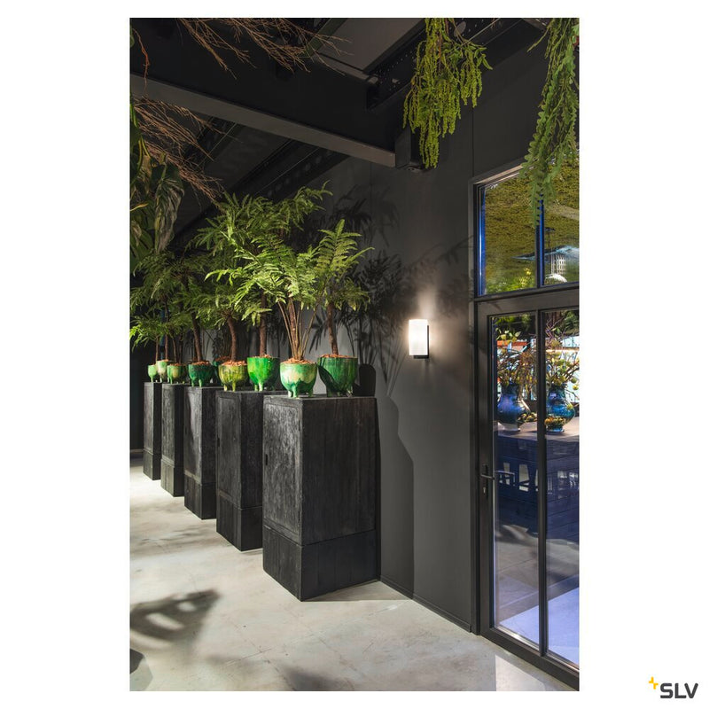 QUADRASS, indoor surface-mounted wall light, E27, black