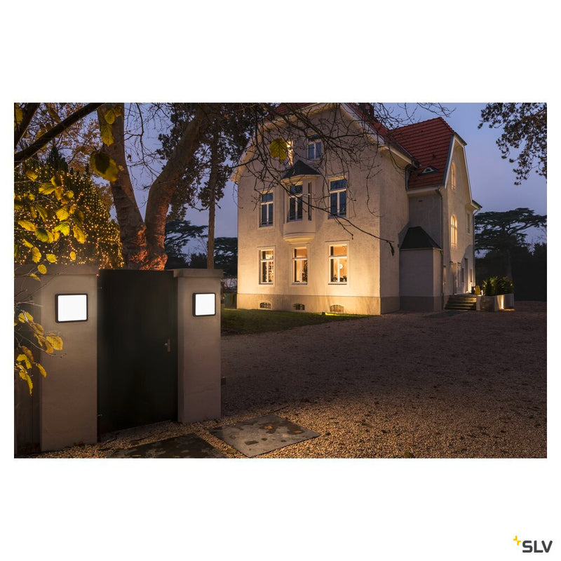 AINOS SQUARE SENSOR outdoor LED surface-mounted wall and ceiling light anthracite CCT switch 3000/4000K