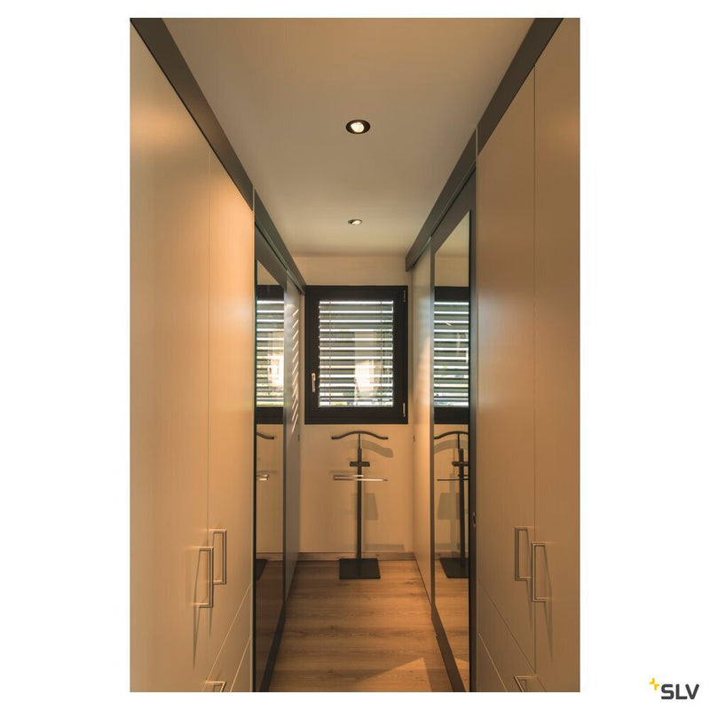 NEW TRIA 68 I CS, Indoor LED recessed ceiling light black round 2700K 38° incl. driver clip springs