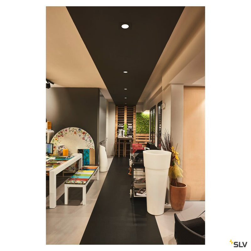 NEW TRIA 68 recessed fitting, LED, 3000K, square, matt black, 38°, 12W, incl. driver, clip springs